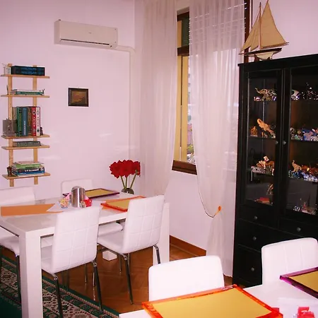 Bed and breakfast Casa Mario 2*